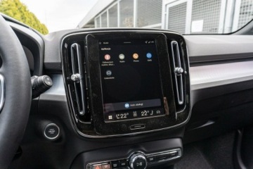 Volvo XC40 Crossover Facelifting 2.0 B3 163KM 2026 Volvo XC 40 Plus Dark B3 Mild Hybrid Benzyna, zdjęcie 21
