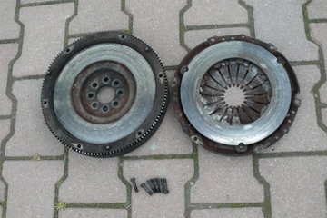 KOLO SETRVAČNÍK PŘÍTLAČÁK SPOJKY VW TRANSPORTER IV T4 2.4 D 78KM AAB