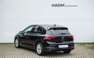 Volkswagen Golf VIII Hatchback 1.5 eTSI EVO mHEV 150KM 2020 Volkswagen Golf 1.5 eTSI 150KM Hybryda Life DSG Virtual cockpit Kamera Asy, zdjęcie 4