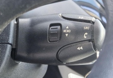 Peugeot 208 I Hatchback 5d Facelifting 1.2 PureTech 82KM 2018 Peugeot 208 Peugeot 208 1.2 Benz 82KM Active 1.2 Benzyna 82KM, zdjęcie 21