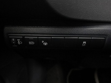Toyota Corolla XII Hatchback 1.8 Hybrid 122KM 2020 Toyota Corolla hybryda navi PDC-kamera klima-auto, zdjęcie 32