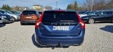 Volvo V60 I Kombi Facelifting 2.0 D4 DRIVE-E 181KM 2015 Volvo V60 Jeden Właściciel 2.0 181KM D4, zdjęcie 7