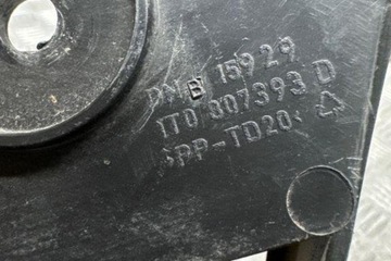 LEVÝ VÝZTUHA ZADNÍHO NÁRAZNÍKU VW TOURAN (1T3) 1T0807393D 2.0L DIESEL 2013