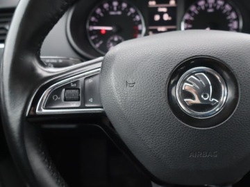 Skoda Octavia III Liftback 2.0 TDI 150KM 2016 Skoda Octavia 2.0 TDI, Salon Polska, VAT 23%, zdjęcie 16