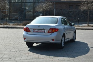 Toyota Corolla X Sedan 1.6 Valvematic 132KM 2009 Toyota Corolla 1.6Benzyna VVT-i 132KM 2009r. SALON, zdjęcie 18