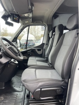 Renault Master IV Furgon FWD 2.3 dCi 170KM 2018 Renault Master 2.3 DCI-170 9-os! Automat! NAVI Klima Nawiewy Tył Serwis ASO, zdjęcie 8