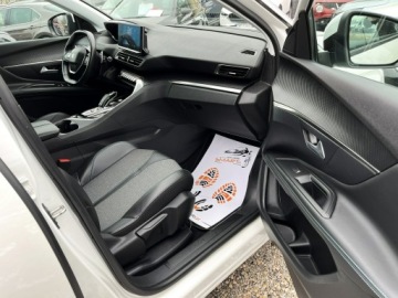 Peugeot 3008 II Crossover Facelifting  1.2 PureTech 130KM 2021 Peugeot 3008 Automat/Manetki/ Kamery360 /Salon Pl, zdjęcie 7