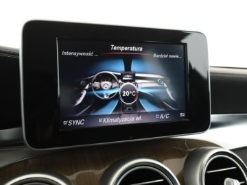 Mercedes Klasa C W205 Kombi Facelifting 1.6 180 156KM 2018 Mercedes C 180 FV23% automat full LED półskóra, zdjęcie 22