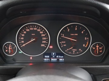 BMW Seria 3 F30-F31-F34 Touring 2.0 318d 143KM 2015 BMW 3 318 d, Automat, Navi, Klima, Klimatronic, zdjęcie 9