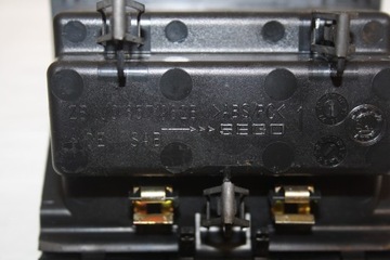 ПОДСТАКАННИК SKODA OCTAVIA I 1U0857962B