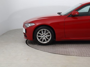 Alfa Romeo Giulia II Sedan Facelifting 2.0 Turbo 200KM 2020 Alfa Romeo Giulia 2.0 Turbo, Salon Polska, zdjęcie 14