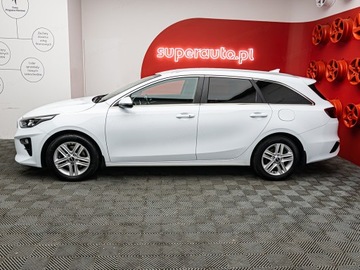 Kia Ceed III Kombi 1.6 CRDi 136KM 2021 KIA Cee&#039;d 1.6 CRDi SCR L Combi 136KM 2021, zdjęcie 3