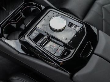 BMW Seria 5 G90-91 2025 BMW Seria 5 540d xDrive Sport Sedan 3.0 (303KM) 2025, zdjęcie 16