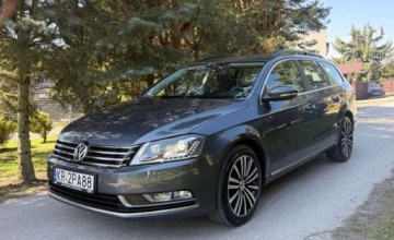 Volkswagen Passat B7 Variant 2.0 TDI CR DPF BlueMotion 140KM 2013 Volkswagen Passat Volkswagen Passat 2.0 TDI Highline DSG 2.0 Diesel 140KM, zdjęcie 1
