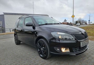 Skoda Roomster Mikrovan Facelifting 1.2 TSI 85KM 2014 Skoda Roomster Noire Black Edition Czujniki Parkowania Grzane Fotele 1.2, zdjęcie 14