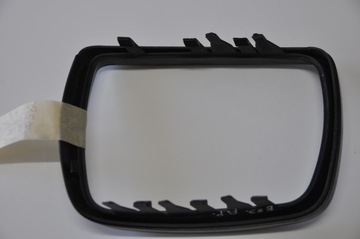 BMW E83 RÁMEČEK ZRCÁTKO PRAVÁ M-PAKET ČERNÁ 3412286
