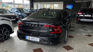 Volvo S90 II Sedan 2.0 T5 250KM 2019 Volvo S90 2.0 Turbo benzyna 250 km Polski salon Bogsata wersja wyposazenia, zdjęcie 2