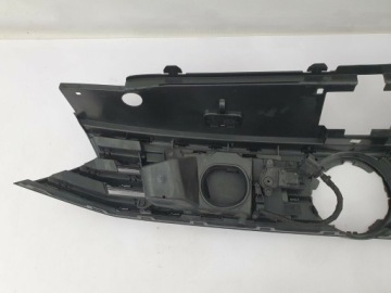 VW PASSAT B8 GTE 2014- Заглушка решетки 3G0853653B