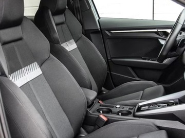 Audi A3 8Y Sportback Facelifting 1.5 35 TFSI 150KM 2025 AUDI A3 TFSI allstreet Hatchback 1.5 (150KM) 2025, zdjęcie 14