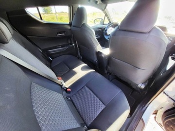 Toyota C-HR I Crossover Facelifting 1.8 Hybrid 122KM 2022 Toyota C-HR 1.8 Hybrid 2022 1.8 Hybryda 122KM, zdjęcie 10