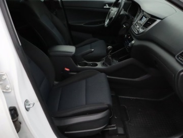 Hyundai Tucson III SUV 1.6 T-GDI 177KM 2015 Hyundai Tucson 1.6 T-GDI, Salon Polska, zdjęcie 8