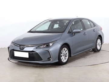 Toyota Corolla XII Sedan 1.6 Valvematic Dual VVT-i 132KM 2019 Toyota Corolla 1.6 Valvematic, Salon Polska