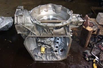 ВАЛ КОРПУСА КОРОБКИ КПП PORSCHE MACAN STRONIC DL501 0B5 95B