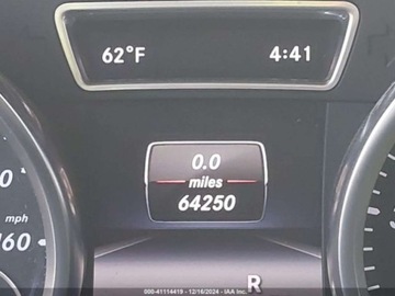 Mercedes Klasa M W166 2015 Mercedes-Benz ML 400 4Matic 2015 3.0l 3.0 Benzyna 329KM, zdjęcie 11