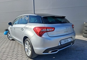 DS 5 Hatchback (Citroen) 2.0 HDi Hybrid4 200KM 2014 Citroen DS5 Bezwypadekserwisfull wersja4x4 2.0 Hybryda 200KM, zdjęcie 24