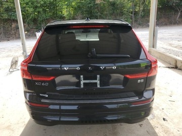 Volvo XC60 II 2022 Volvo XC 60 B5 Momentum 2022 2.0l 2.0 Benzyna 247KM, zdjęcie 2