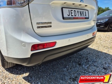 Mitsubishi Outlander III SUV Facelifting 2015 2.0 MIVEC 150KM 2015 Mitsubishi Outlander Oryginalny Przebieg Nawigacja Invite Czujniki Park, zdjęcie 8