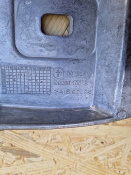 LOKETNÍ OPĚRKA AUDI TT 8S KŮŽE