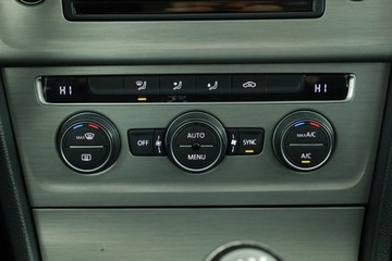 Volkswagen Golf VII Variant 1.2 TSI BlueMotion Technology 105KM 2014 VW Golf 1.2 TSI, Salon Polska, Serwis ASO, Xenon, zdjęcie 9