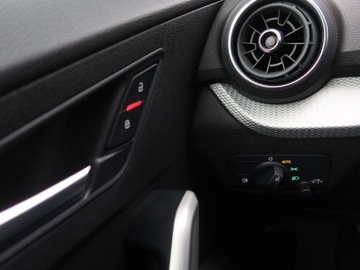 Audi Q2 SUV Facelifting 1.0 30 TFSI 110KM 2023 Audi Q2 30 TFSI, Salon Polska, 1. Właściciel, zdjęcie 15