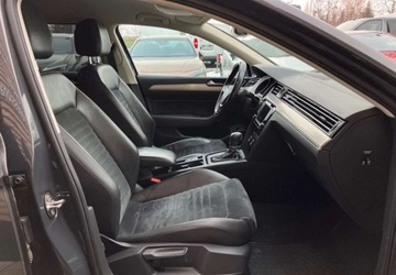 Volkswagen Passat B8 Variant 1.8 TSI BlueMotion Technology 180KM 2015 Volkswagen Passat Variant Volkswagen Passat Variant 1.8 TSI BMT Highline D, zdjęcie 16