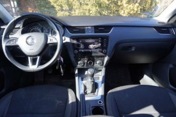 Skoda Octavia III Liftback Facelifting 2.0 TDI 150KM 2018 Skoda Octavia 2.0 TDI SmartLink Tempomat klima 2stref. Czujniki park., zdjęcie 11