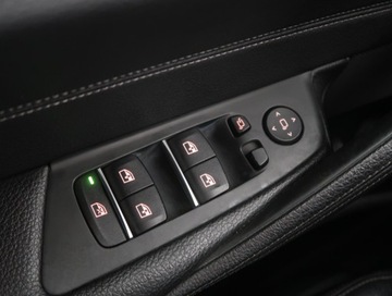 BMW Seria 5 F10-F11 Touring Facelifting 520d 190KM 2017 BMW 5 520d xDrive, Salon Polska, Serwis ASO, zdjęcie 16