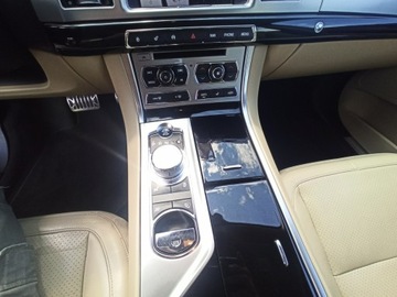 Jaguar XF I Sedan Facelifting 3.0 D V6 240KM 2015 Jaguar XF 118 tys km, luxury, zdjęcie 17