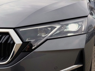 Skoda Octavia IV Liftback 1.5 TSI EVO 150KM 2024 Skoda Octavia 1.5TSI M-HEV 150KM Selection SalonPL ASO Virtual Matrix Kess, zdjęcie 36