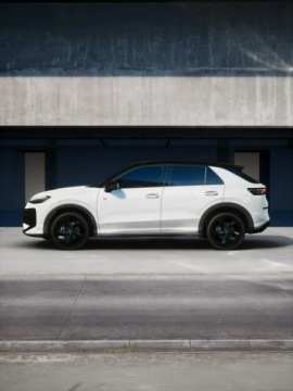 Volkswagen T-Roc I SUV Facelifting 1.5 TSI ACT 150KM 2026 Volkswagen T-Roc Wersja R-Line 1.5 eTSI 150 KM DSG, zdjęcie 9