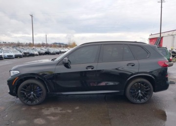 BMW X5 G05 M SUV 4.4 M50i 530KM 2020 BMW X5 M 2020r., M50i, 4.4L, od ubezpieczalni 4.4 Benzyna 530KM, zdjęcie 3