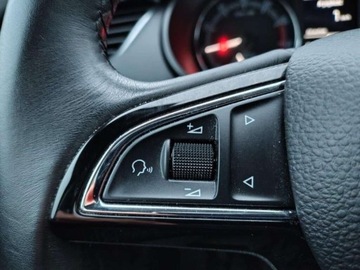 Skoda Octavia III Liftback Facelifting 1.5 TSI ACT 150KM 2019 Skoda Octavia FVmarza niski przebieg APP-Conncect ASO od Dealera 1.5, zdjęcie 15