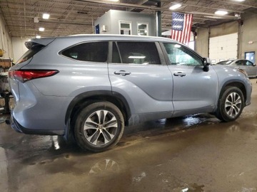 Toyota Highlander III 2023 Toyota Highlander Hybrid XLE 2023 2.5l 2.5 Hybryda 243KM, zdjęcie 3