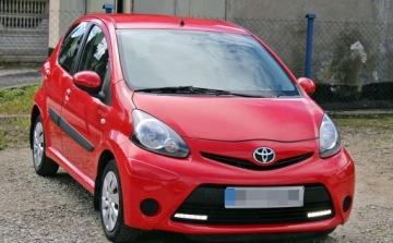 Toyota Aygo I Hatchback 5d Facelifting 1.0 VVT-i 68KM 2013 Toyota Aygo LED 5 Drzwi Zadbany KLIMA Benzyna 68KM