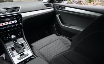 Skoda Superb III Kombi Facelifting 2.0 TDI 190KM 2020 Skoda Superb 2,0 TDI 190 KM DSG FULL LED Nawigacja Klimatronik 2.0 Diesel, zdjęcie 12