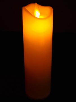 СВЕТОДИОДНАЯ СВЕЧА СВЕЧА ПОПОЛНЕНИЯ ДВИЖУЩЕГОСЯ ПЛАМЕНИ СВЕЧИ БАТАРЕИ 17,5