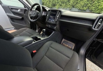 Volvo XC40 Crossover 1.5 T3 156KM 2018 Volvo XC 40 T3 156KM MANUAL FABRYCZNY LAKIER GWARANCJA zarejestrowany, zdjęcie 6