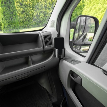 ПОДСТАВНИК ДЛЯ НАПИТКОВ ПАССАЖИРСКИЙ FIAT DUCATO JUMPER BOXER