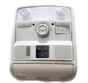 VW PASSAT B7 LAMPKA OŚWIETLENIE PODSUFITKI 1K9867489A