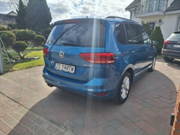 Volkswagen Touran III 2.0 TDI 150KM 2016 Volkswagen Touran Klimatronik Ksenon Nawigacja, zdjęcie 5